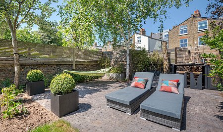 Location Creation: Ritherdon: Garden seating