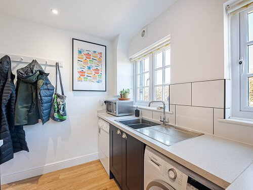 Image for Location 1800