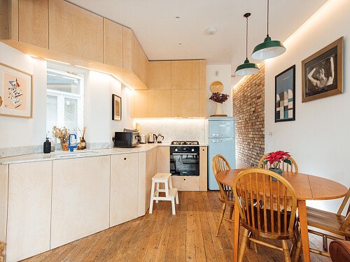 Image for Location 2051