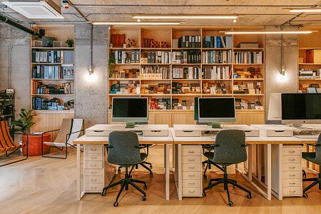 Industrial plywood finish - Filming Locations Locations Direct -19