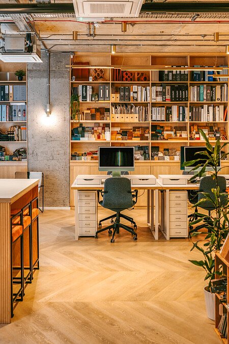 Industrial plywood finish - Filming Locations Locations Direct -20