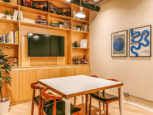 Industrial plywood finish - Filming Locations Locations Direct -30