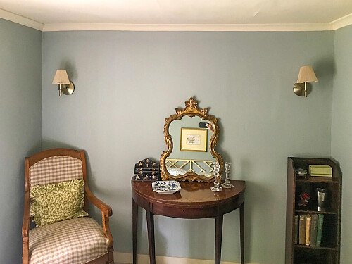 Traveller wagon period colourful cottage - Filming Locations Locations Direct -18