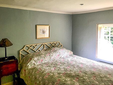 Traveller wagon period colourful cottage - Filming Locations Locations Direct -17