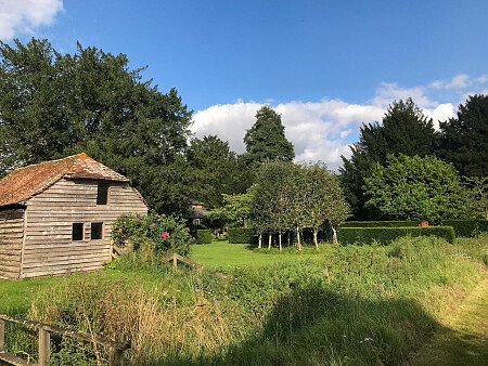 Traveller wagon period colourful cottage - Filming Locations Locations Direct -38