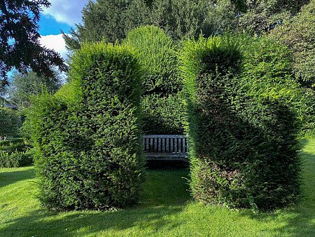 Traveller wagon period colourful cottage - Filming Locations Locations Direct -44