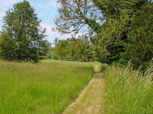 Traveller wagon period colourful cottage - Filming Locations Locations Direct -63