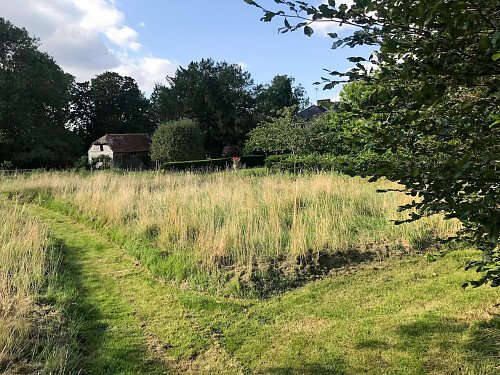 Traveller wagon period colourful cottage - Filming Locations Locations Direct -69