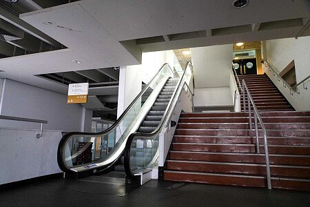 1983 -  filming photoshoot location-04