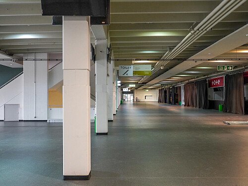 1983 -  filming photoshoot location-14