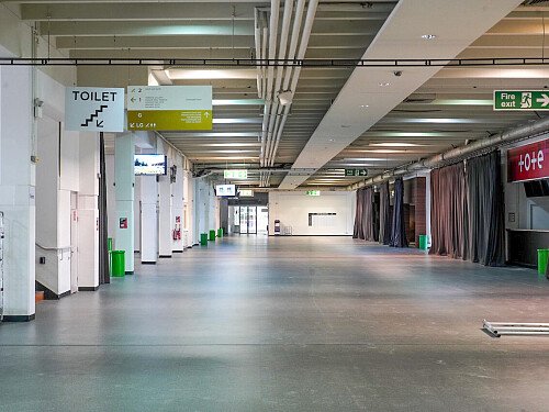 1983 -  filming photoshoot location-16