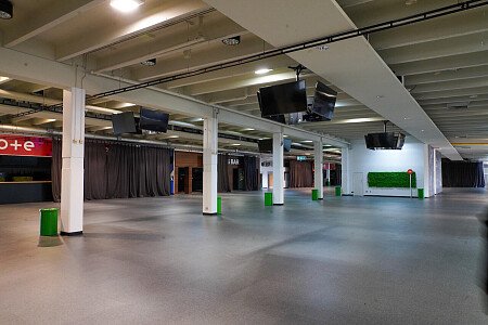 1983 -  filming photoshoot location-20