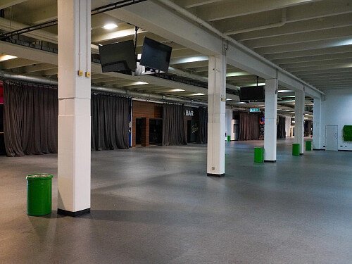 1983 -  filming photoshoot location-21