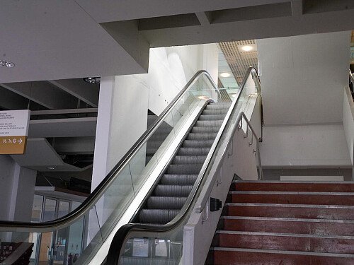 1983 -  filming photoshoot location-33