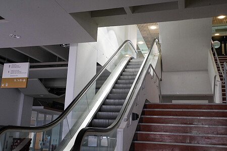 1983 -  filming photoshoot location-33