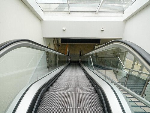 1983 -  filming photoshoot location-36