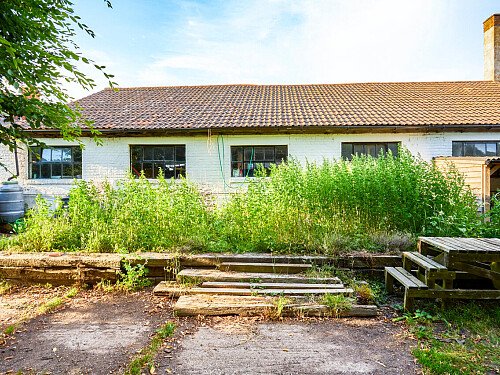 0919 -  filming photoshoot location-073