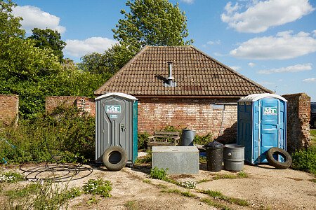 0919 -  filming photoshoot location-077