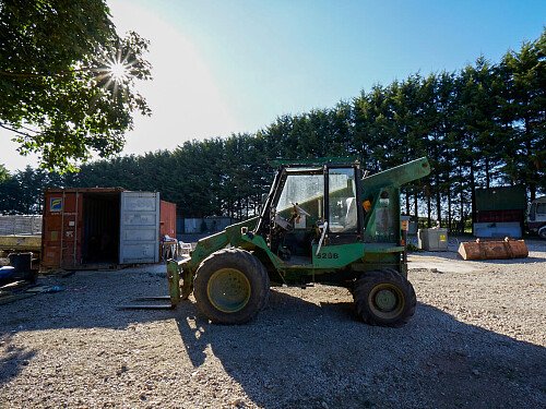 0919 -  filming photoshoot location-089