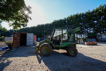 0919 -  filming photoshoot location-089