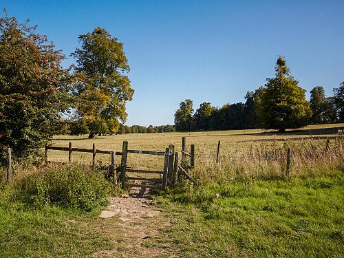 0919 -  filming photoshoot location-143