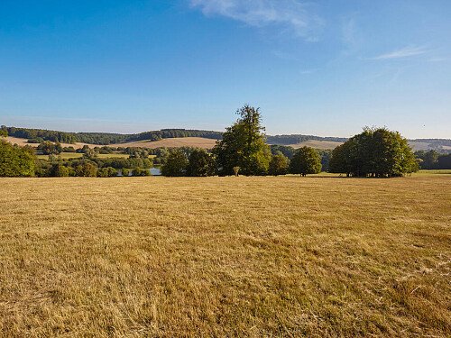 0919 -  filming photoshoot location-153