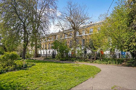 1718 -  filming photoshoot location-73