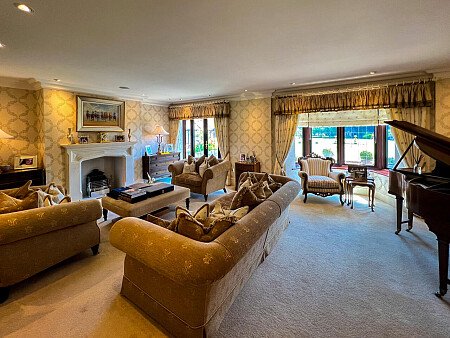 1051 -  filming photoshoot location-03