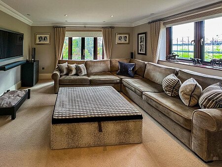 1051 -  filming photoshoot location-14