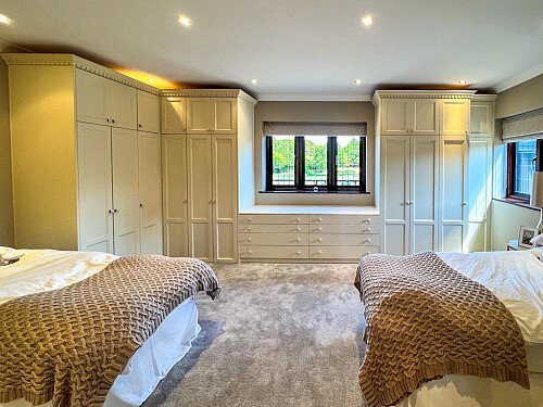 1051 -  filming photoshoot location-31