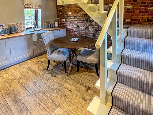 1051 -  filming photoshoot location-39