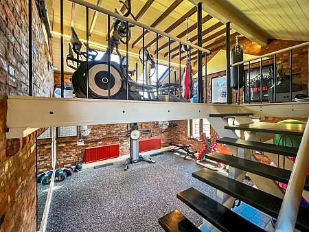 1051 -  filming photoshoot location-51