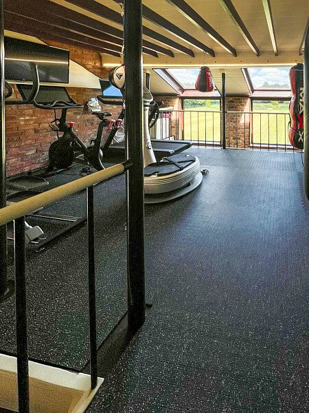 1051 -  filming photoshoot location-53