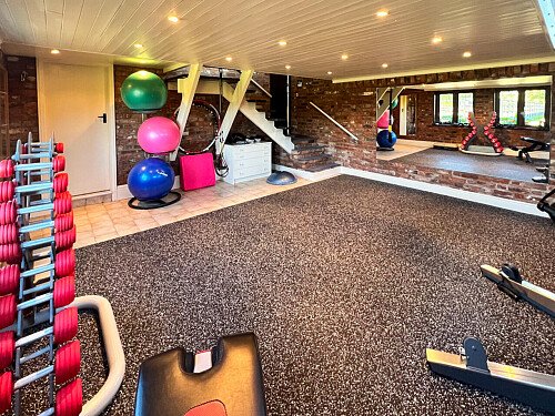 1051 -  filming photoshoot location-54