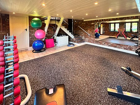 1051 -  filming photoshoot location-54