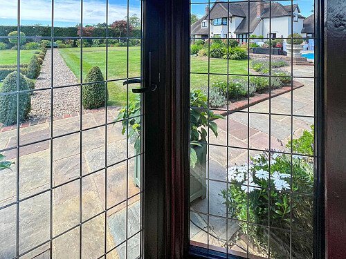 1051 -  filming photoshoot location-72