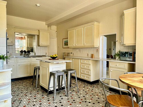 2043 -  filming photoshoot location-009