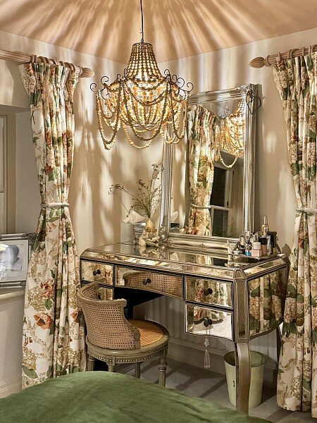 2043 -  filming photoshoot location-032