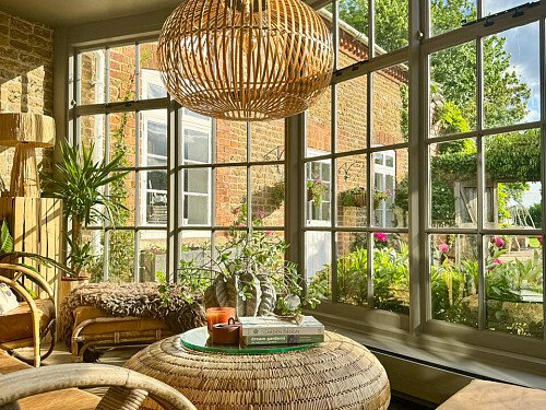 2043 -  filming photoshoot location-038