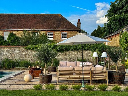 2043 -  filming photoshoot location-041