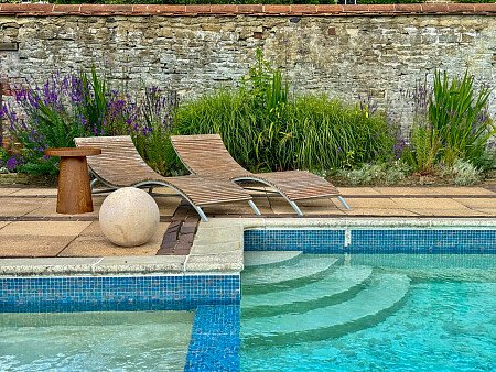 2043 -  filming photoshoot location-046