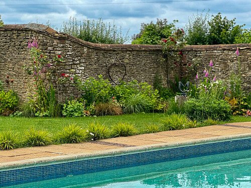 2043 -  filming photoshoot location-048