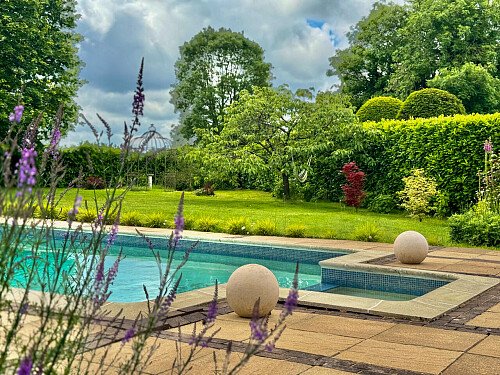 2043 -  filming photoshoot location-053