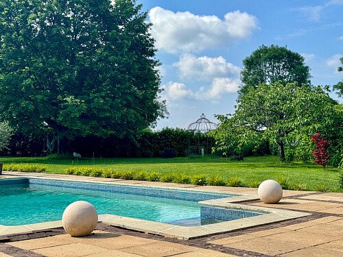 2043 -  filming photoshoot location-055