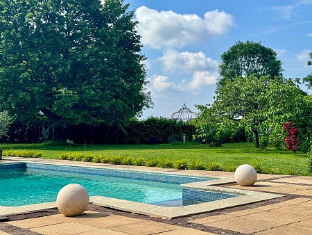 2043 -  filming photoshoot location-055