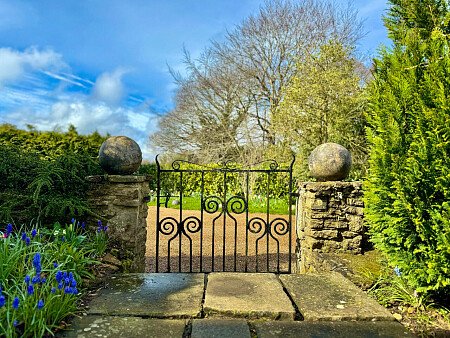 2043 -  filming photoshoot location-060