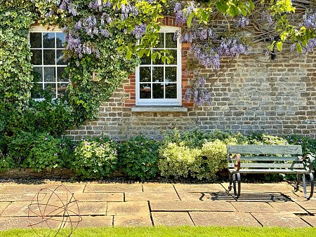 2043 -  filming photoshoot location-070