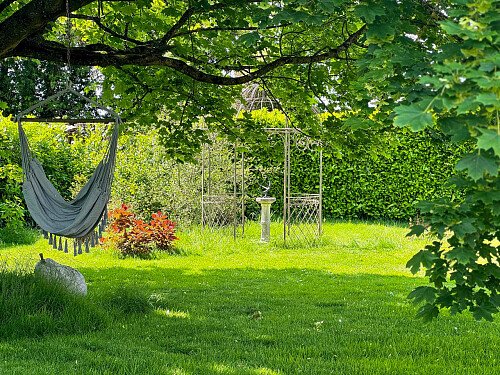 2043 -  filming photoshoot location-084