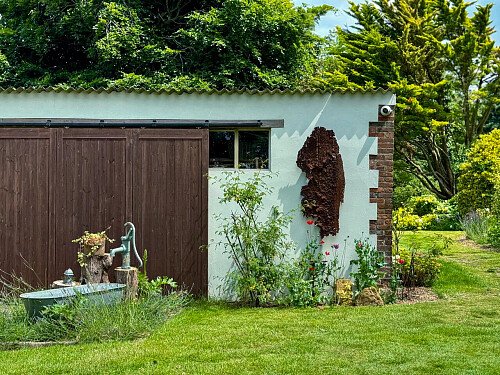 2043 -  filming photoshoot location-086