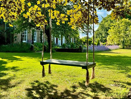 2043 -  filming photoshoot location-087